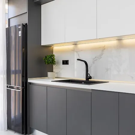Ophelia By Halu!, Luxury With Hot Tub Apartment *
