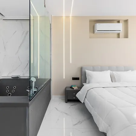 Ophelia By Halu!, Luxury With Hot Tub Apartment Thessaloniki