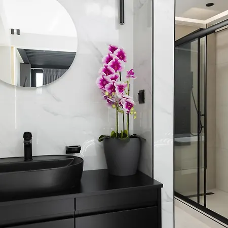Apartment Ophelia By Halu!, Luxury With Hot Tub *