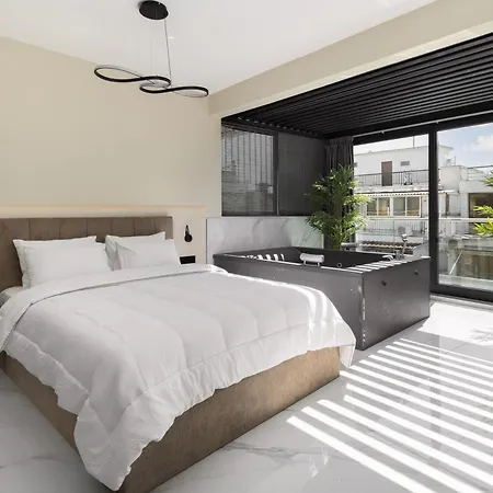 Ophelia By Halu!, Luxury With Hot Tub * Thessaloniki